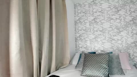 miiaa_monroe online show from 11-23-25, 10:26