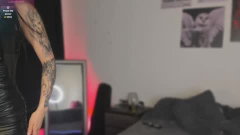  miiaa stone  online show from 12-18-25, 02:39