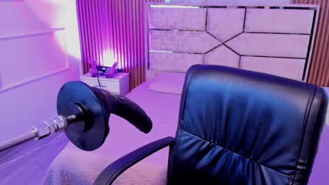 Mia Monroe online show from 01-17-26, 10:46