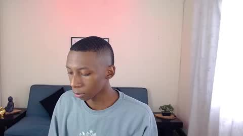 Snapshot of miiloo18 chatting on 10-07-25, 07:22 Jordan online show from 10-07-25, 07:22