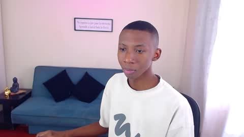 Snapshot of miiloo18 chatting on 10-11-25, 08:18 Jordan online show from 10-11-25, 08:18