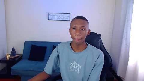 Snapshot of miiloo18 chatting on 10-22-25, 03:01 Jordan online show from 10-22-25, 03:01