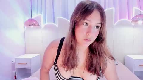 Emmy online show from 10-07-25, 07:22