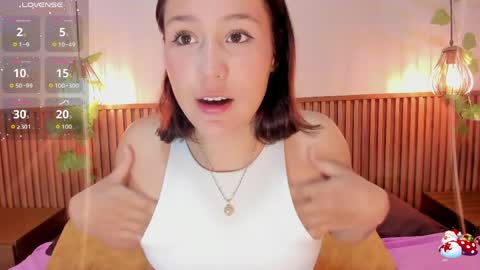 Snapshot of miiss_emmy chatting on 05-08-26, 03:50 Emmy online show from 05-08-26, 03:50