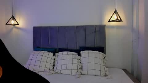 miiss_greyy online show from 02-15-25, 07:17