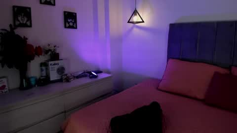 miiss_greyy online show from 02-26-25, 07:27