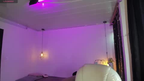 miiss_greyy online show from 09-12-25, 12:05