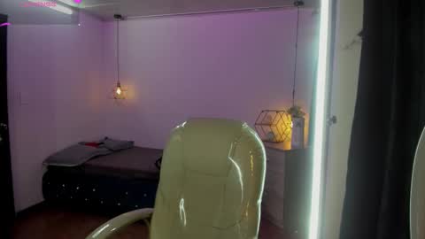 miiss_greyy online show from 09-23-25, 11:46