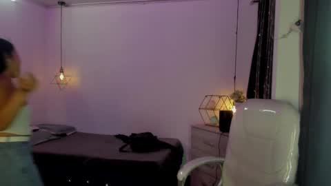 miiss_greyy online show from 09-27-25, 10:53