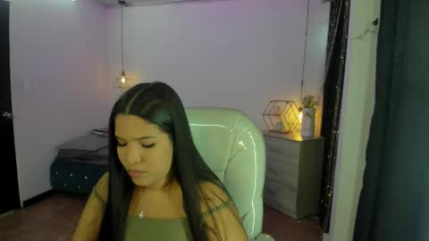 miiss_greyy online show from 09-28-25, 11:37