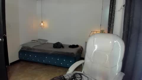 miiss_greyy online show from 09-29-25, 11:37