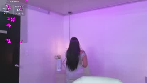 miiss_greyy online show from 10-27-25, 11:47