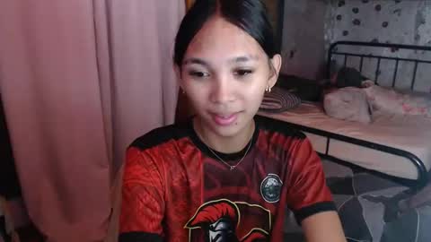 Snapshot of mika_cora chatting on 05-20-26, 04:57 MIKA online show from 05-20-26, 04:57
