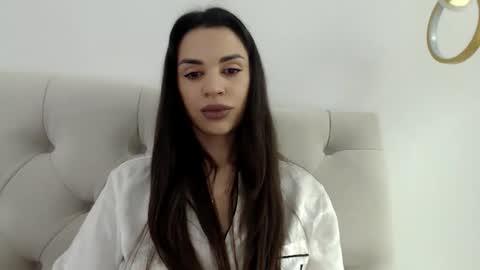 Snapshot of mika_gold7 chatting on 02-10-26, 07:12 Mika online show from 02-10-26, 07:12