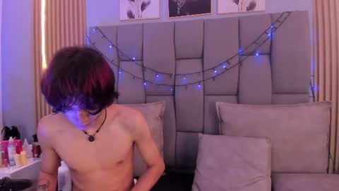 Mika  Milo. online show from 06-14-26, 05:15