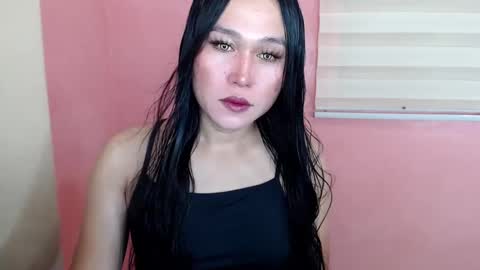 Snapshot of mika_oka chatting on 02-06-25, 10:48 Hi im Avah online show from 02-06-25, 10:48