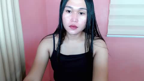 Snapshot of mika_oka chatting on 03-01-25, 10:13 Hi im Avah online show from 03-01-25, 10:13