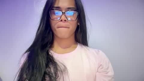 Snapshot of mika_pedersen chatting on 10-19-25, 12:44 mika_pedersen online show from 10-19-25, 12:44