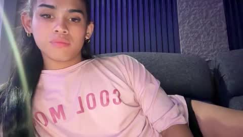 Snapshot of mika_pedersen chatting on 11-04-25, 05:01 mika_pedersen online show from 11-04-25, 05:01