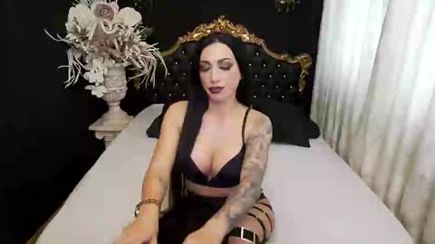Mikaela online show from 01-17-25, 08:13