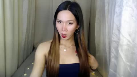 Snapshot of mikaellasander chatting on 01-20-25, 10:29 ELLA online show from 01-20-25, 10:29
