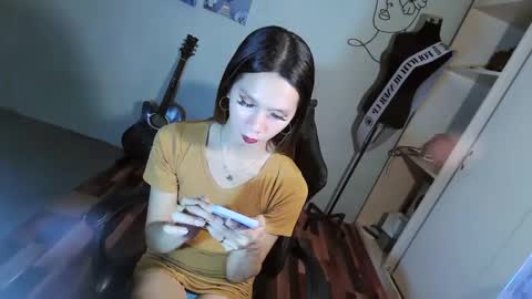 Snapshot of mikaellasander chatting on 02-23-25, 03:18 ELLA online show from 02-23-25, 03:18