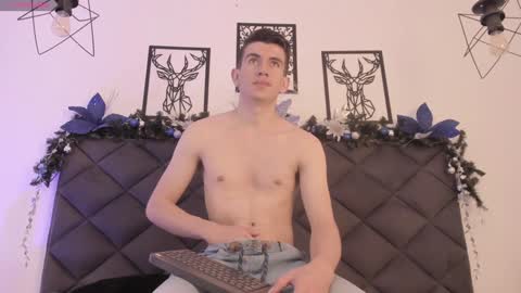 mikael online show from 12-14-24, 05:07