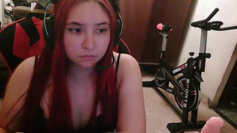 Mika online show from 03-05-26, 03:13