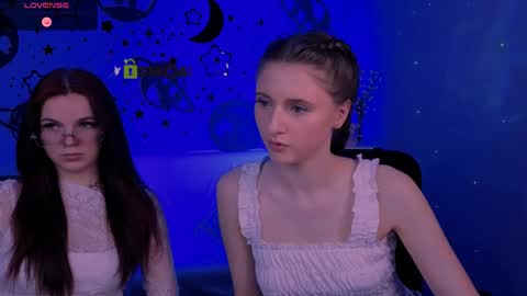 Snapshot of mikameovv chatting on 04-03-26, 12:47 Mika online show from 04-03-26, 12:47