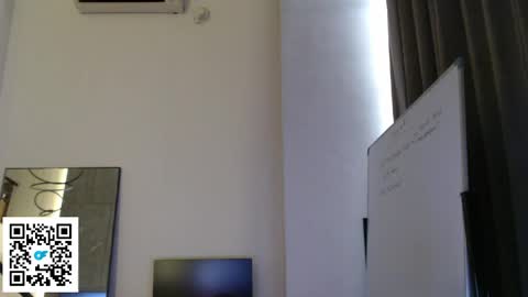 Mikamilkies online show from 05-26-26, 10:33