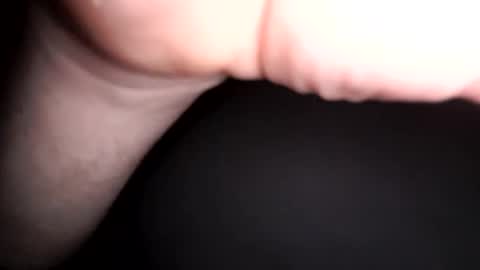 Mika online show from 03-11-25, 04:32