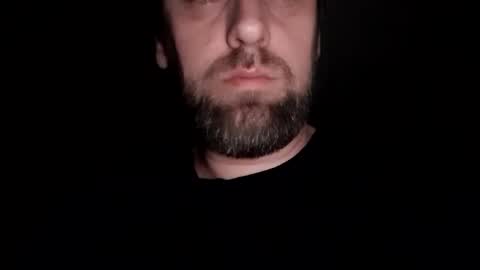 Mika online show from 09-30-25, 03:33