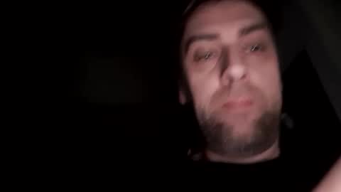 Mika online show from 12-01-25, 04:28