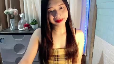 Mikay online show from 02-10-26, 03:27