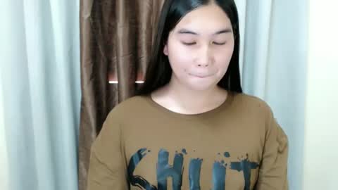 Snapshot of mikayla_slut chatting on 11-02-25, 05:10 Kyla online show from 11-02-25, 05:10