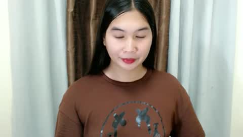 Snapshot of mikayla_slut chatting on 11-04-25, 08:13 Kyla online show from 11-04-25, 08:13