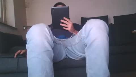 Mike Bente online show from 12-22-25, 05:10