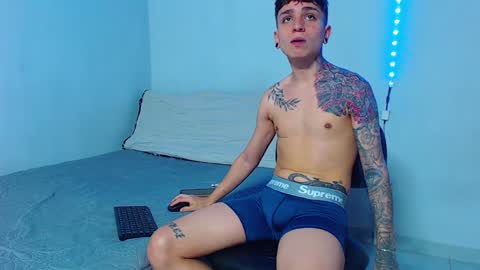 Mike IMDEPENDIENT MODEL online show from 01-02-25, 02:35
