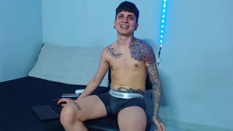 Mike IMDEPENDIENT MODEL online show from 02-05-25, 02:29