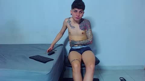 Mike IMDEPENDIENT MODEL online show from 02-11-26, 02:55