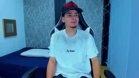 Mike 0233 online show from 01-09-26, 05:32