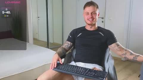 Mike Magic online show from 10-11-25, 05:50