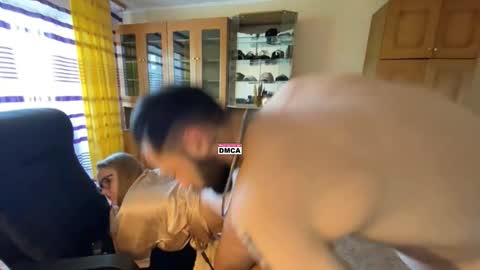 Mike and anna online show from 11-05-25, 10:59