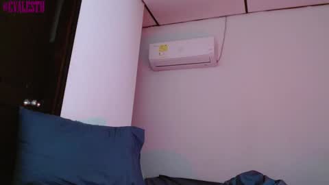 mike_d1030 online show from 01-16-25, 04:28