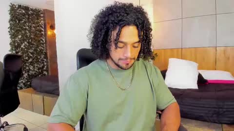   online show from 03-04-25, 07:19