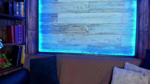   online show from 03-07-25, 05:18