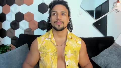   online show from 03-08-25, 06:58