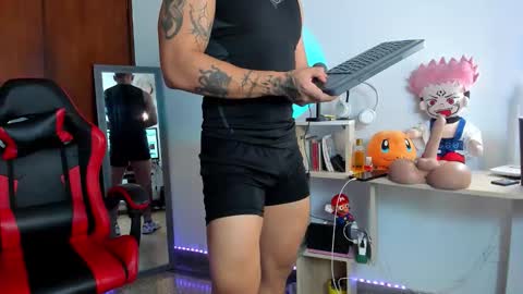 mike_manchester online show from 10-13-25, 07:58