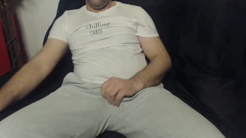 Snapshot of mike_master30 chatting on 01-22-25, 09:35 MikeMaster online show from 01-22-25, 09:35