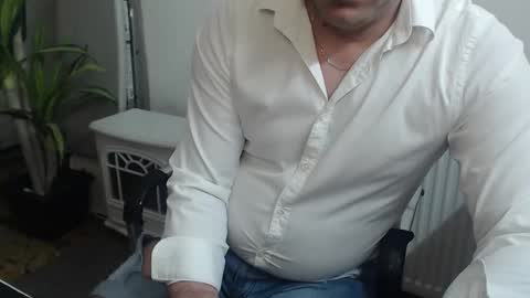 Snapshot of mike_master30 chatting on 03-12-25, 12:15 MikeMaster online show from 03-12-25, 12:15